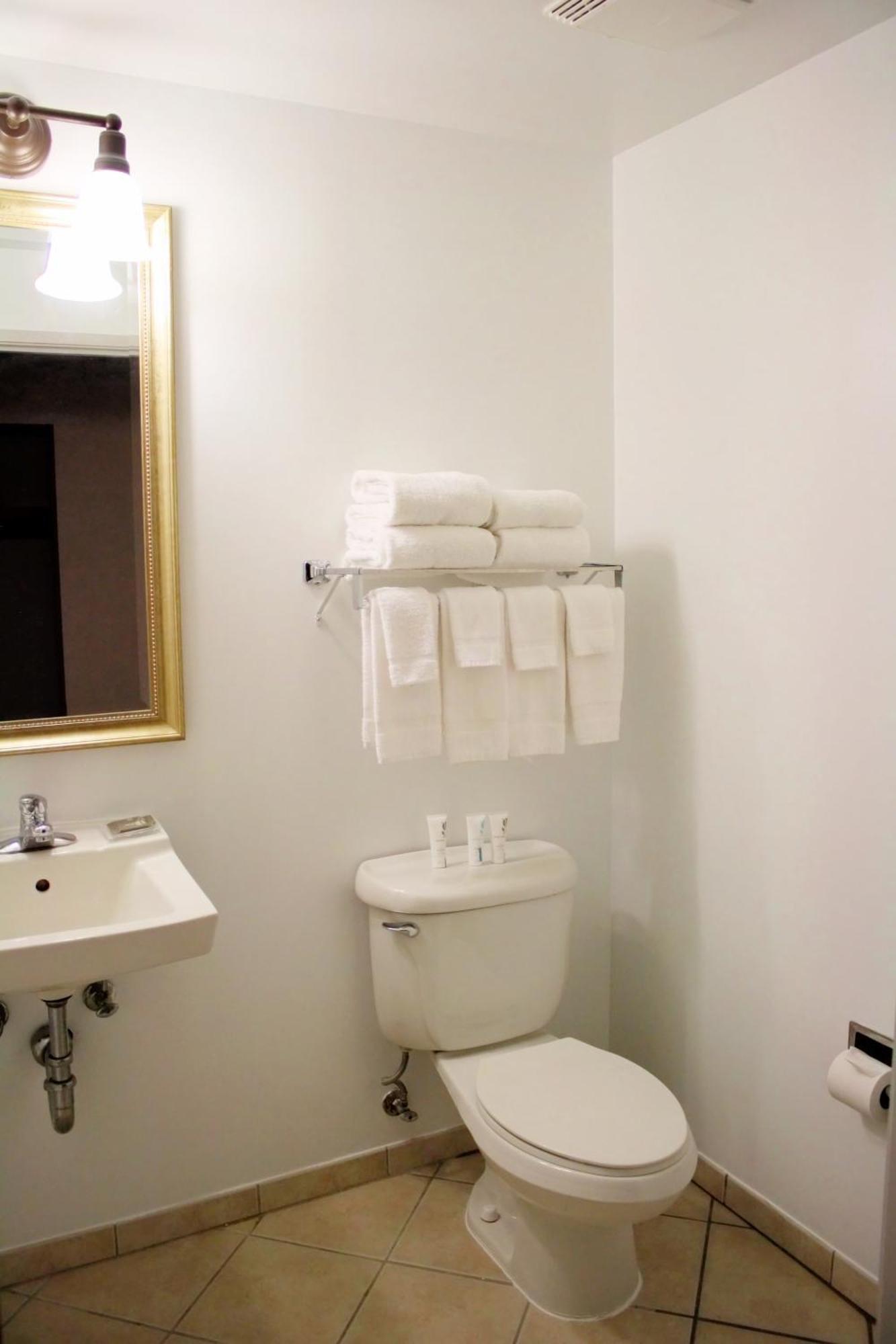 Country Inn & Suites By Radisson, BWI Airport Baltimore , Md Linthicum Ngoại thất bức ảnh