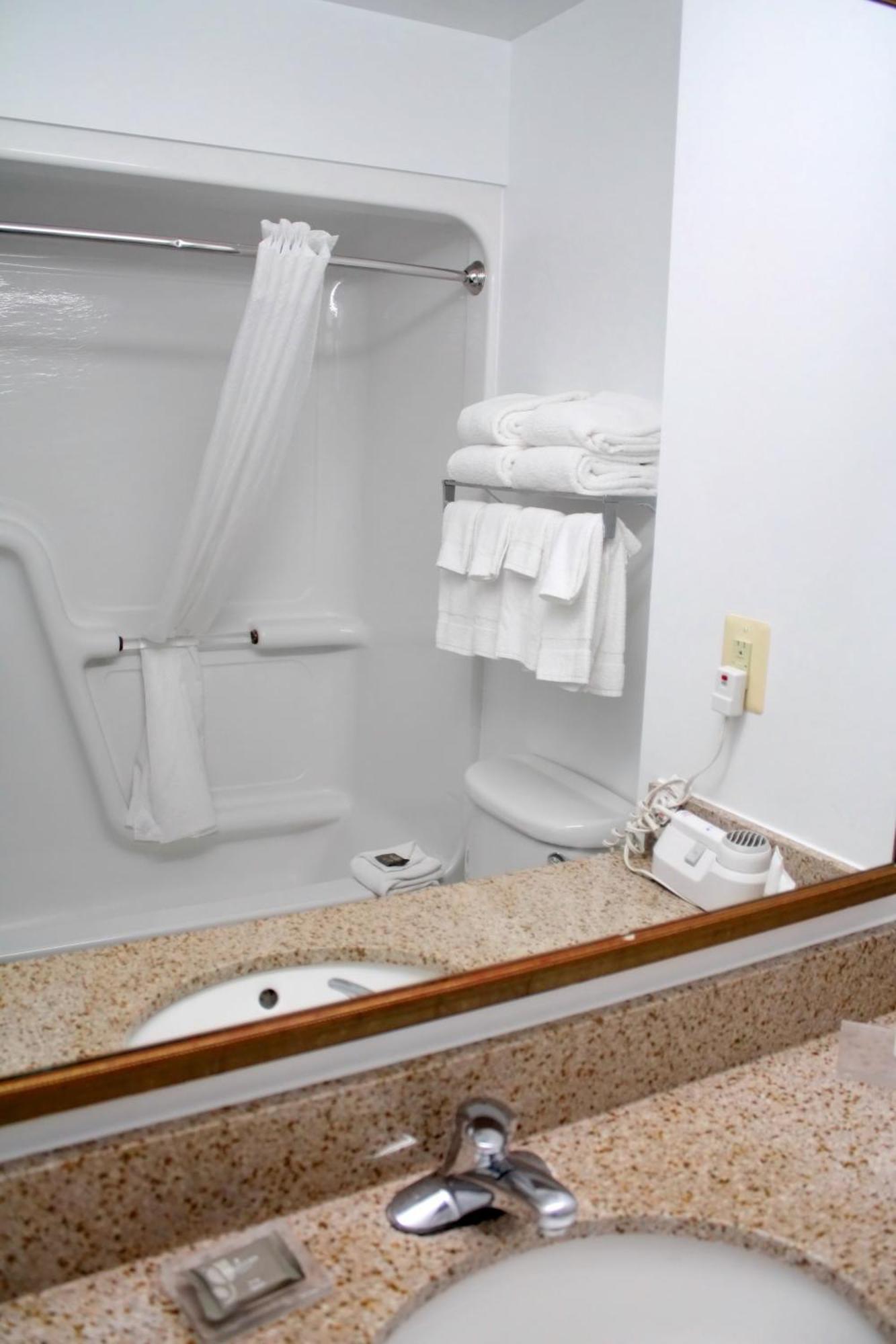 Country Inn & Suites By Radisson, BWI Airport Baltimore , Md Linthicum Ngoại thất bức ảnh